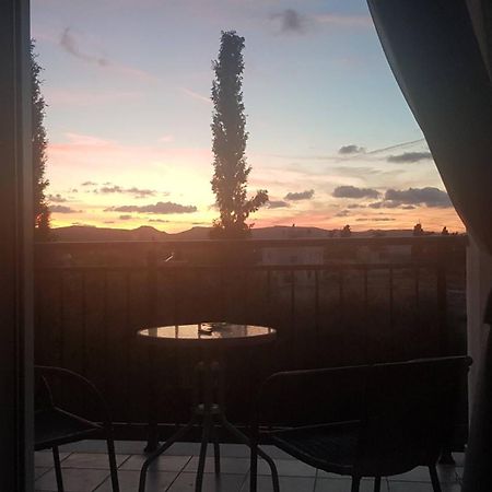 Apartment Oasis Polis 外观 照片