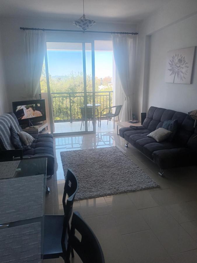 Apartment Oasis Polis 外观 照片