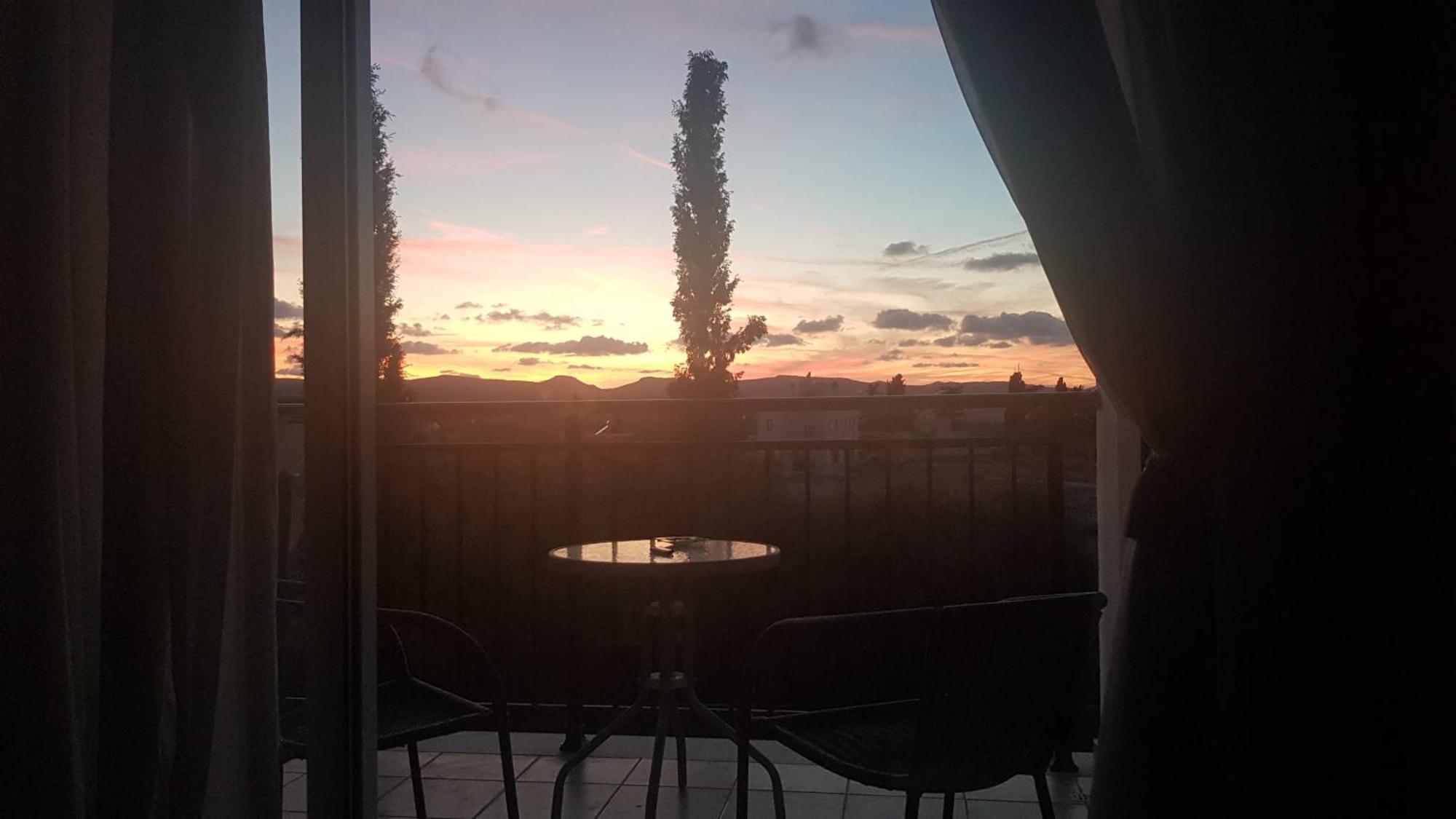 Apartment Oasis Polis 外观 照片
