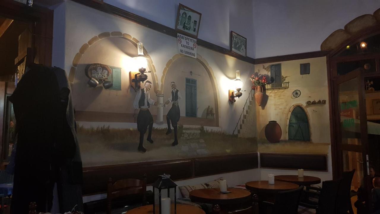 Apartment Oasis Polis 外观 照片